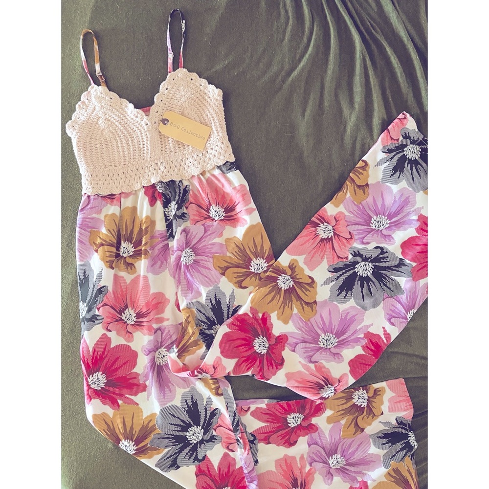 B.O.G COLLECTIVE NWT Floral Wide Leg Jumpsuit Size XS